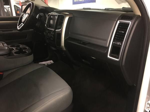 2017 Dodge RAM 2500 SLT Crew Cab 4x4 Diesel Service Pickup Truck for sale in Arlington, KS – photo 12
