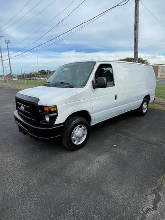 15 Cargo Van like new for sale in Columbus, OH – photo 2