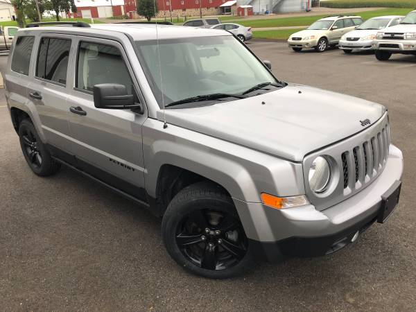 2014 Jeep Patriot Altitude (Only 99K! Needs Nothing! Warranty!) for sale in Jefferson, WI – photo 4