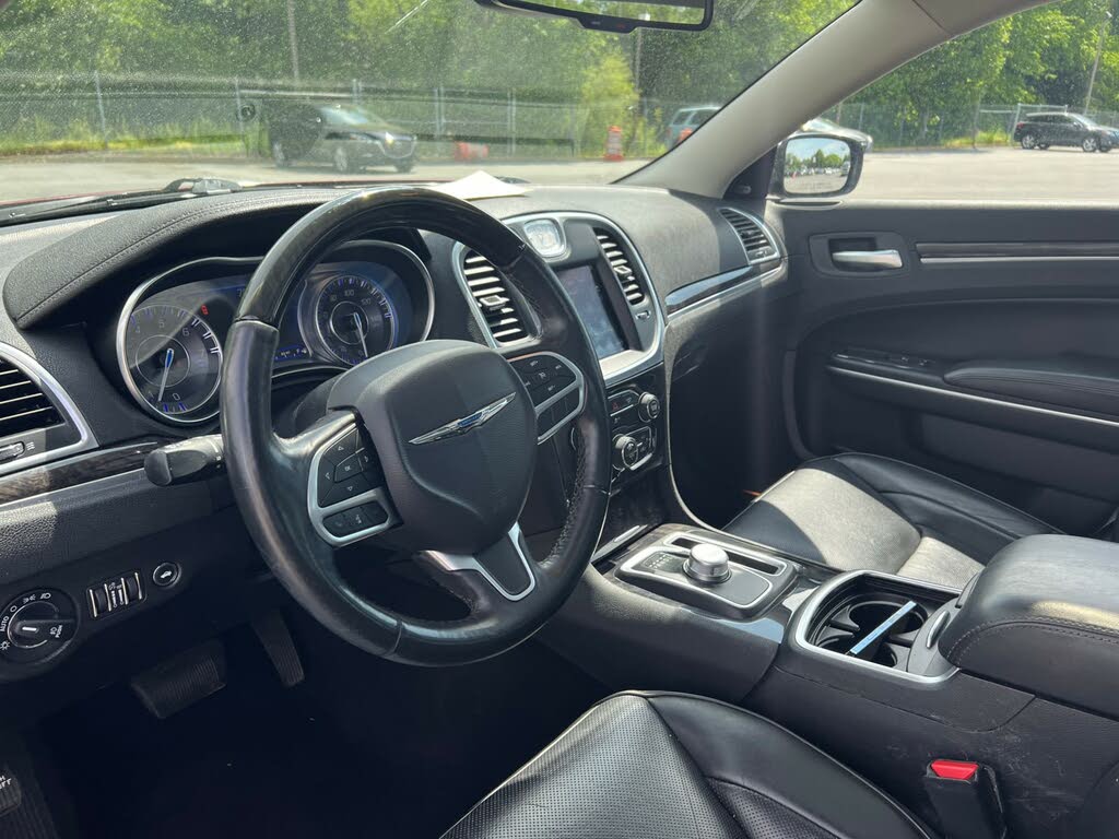 2019 Chrysler 300 Limited AWD for sale in Frederick, MD – photo 10