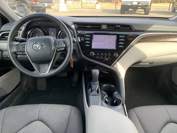 2018 Toyota Camry LE - - by dealer - vehicle for sale in Minden, LA – photo 9