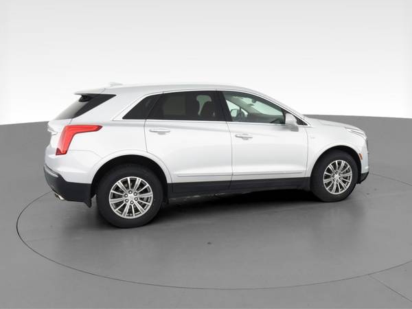 2017 Caddy Cadillac XT5 Luxury Sport Utility 4D suv Silver - FINANCE... for sale in Washington, District Of Columbia – photo 12