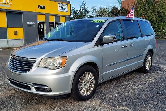 2012 Chrysler Town & Country - - by dealer - vehicle for sale in North Charleston, SC – photo 2