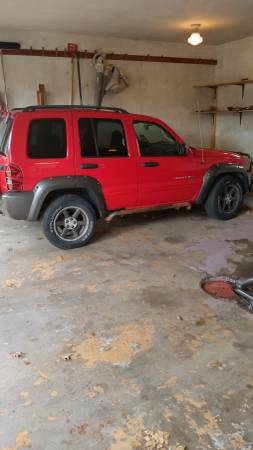 Red 2003 jeep liberty 3 7L 4x4 for sale in Merrill, WI