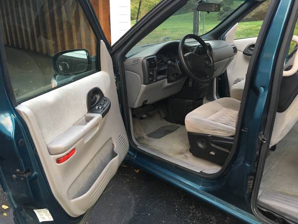 2002 Chevy Venture minivan for sale in Cincinnati, OH – photo 11