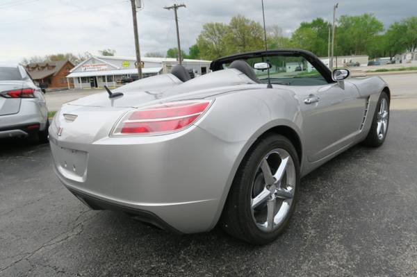 2007 Saturn Sky Roadster - - by dealer - vehicle for sale in Belton, MO – photo 2