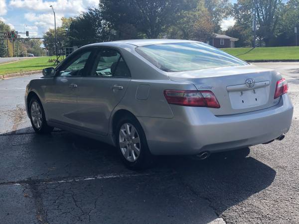 2007 Toyota Camry XLE only 65k miles - cars & trucks - by owner -... for sale in MANASSAS, District Of Columbia – photo 3