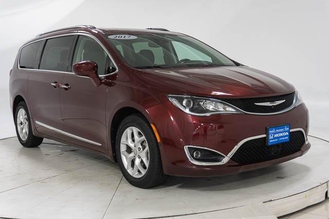 2017 Chrysler Pacifica Touring-L Plus for sale in Minneapolis, MN – photo 22