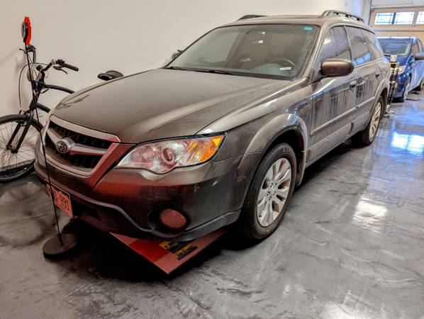 Subaru Outback 2009 (engine damage) with Touch Nav Sound System for sale in Littleton, CO – photo 2