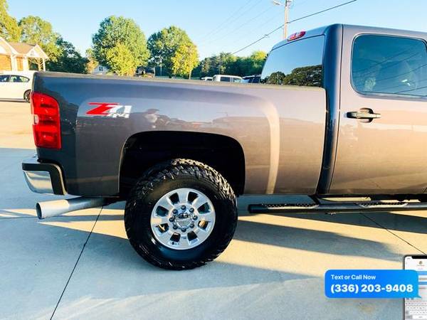 2011 Chevrolet Chevy Silverado 2500HD 4WD Crew Cab 153.7 LT for sale in King, NC – photo 9