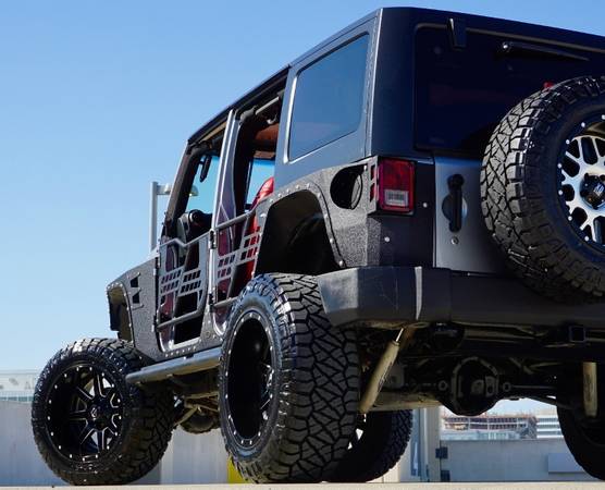 2015 Jeep Wrangler Unlimited *(( Absolute Show Stopper ))* Lifted... for sale in Austin, TX – photo 13