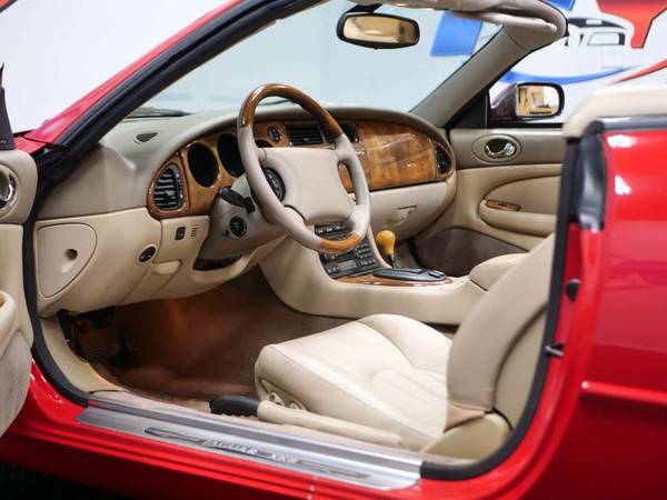 2000 Jaguar XK8 CONVERTIBLE, HEATED SEATS, LEATHER, ALPINE SOUND for sale in Massapequa, NY – photo 19