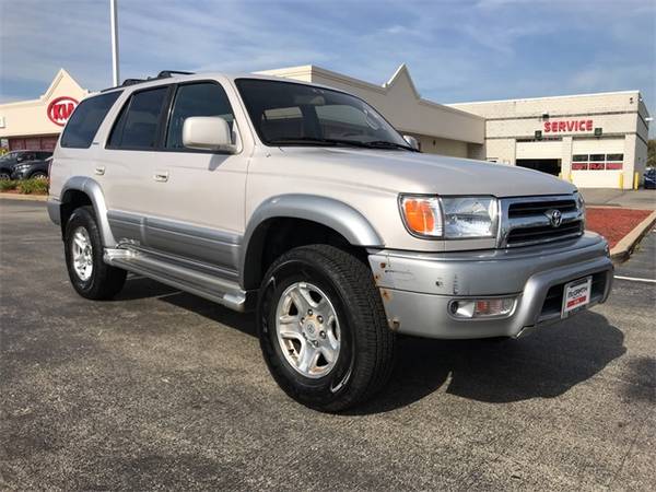 1999 Toyota 4Runner Limited suv Millennium Silver Metallic for sale in Palatine, IL – photo 23