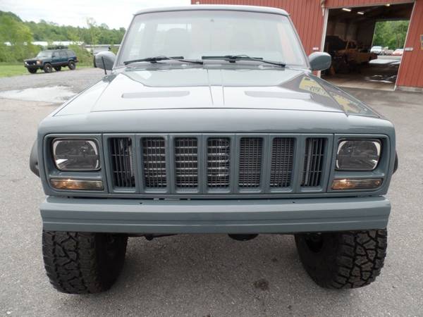 1987 *Jeep* *Comanche* *4x4* Gray for sale in Johnstown , PA – photo 3