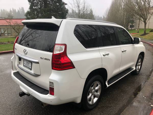 2010 Lexus GX460 4WD Clean title, Loaded, Third Row, Nice - cars for sale in Kirkland, WA – photo 5