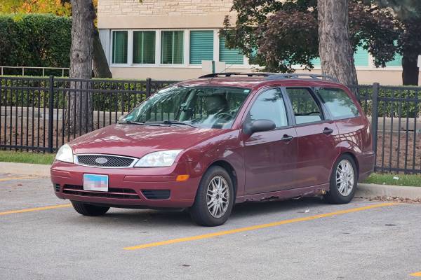 2006 Ford Focus Wagon Quick Sale for sale in Chicago, IL – photo 2