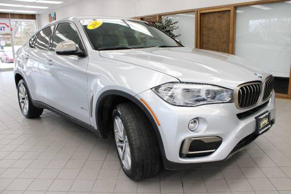 2017 BMW X6 xDrive35i Holiday Special - - by dealer for sale in Burbank, IL – photo 8