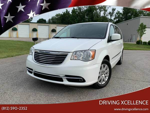 2015 Chrysler Town and Country minivan - - by dealer for sale in Jeffersonville, KY
