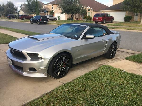 2010 Ford Mustang - cars & trucks - by owner - vehicle automotive sale for sale in Port Isabel, TX