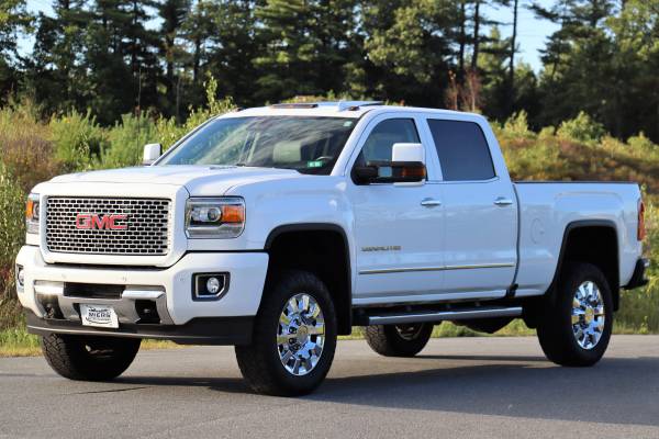 2016 GMC 2500HD Duramax Denali 1-Owner 62k miles Immaculate! for sale in Hampstead, ME