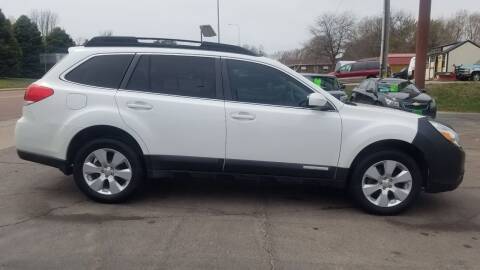 WOW! 2010 Subaru Outback 2 5i Limited AWD - - by for sale in Mitchell, SD – photo 2