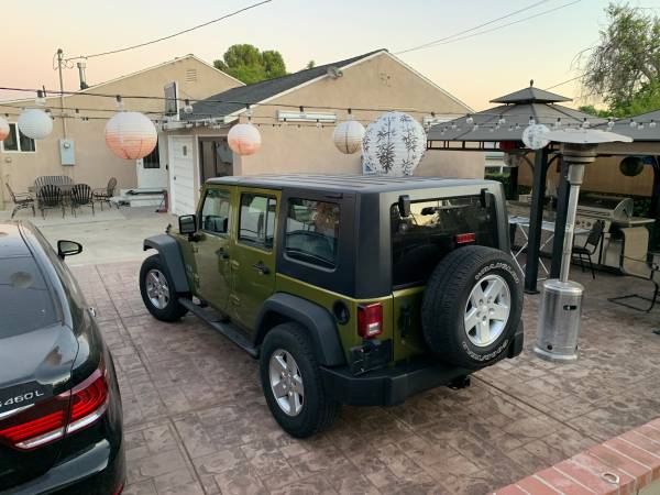 2007 JEEP WRANGLER JKU 2 W/D CLEAN TITLE RESCUE GREEN ALL OEM for sale in Burbank, CA – photo 12