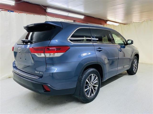 2018 Toyota Highlander XLE for sale in Courtland, MN – photo 6