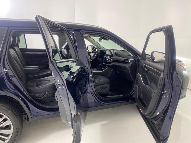 2021 Toyota Highlander Platinum for sale in Kennewick, WA – photo 47