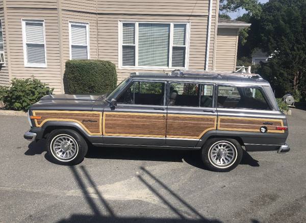 Jeep Grand Wagoneer for sale in Saugus, MA