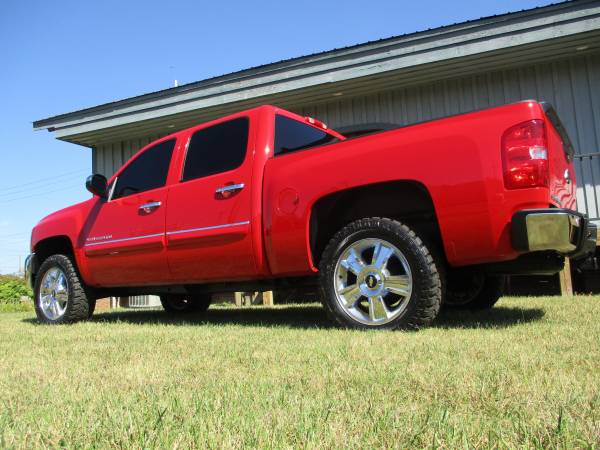 LIFTED 2013 CHEVY SILVERADO 1500 4X4 20" FACTORY WHEELS 285/55/20 L@@K for sale in KERNERSVILLE, SC – photo 8