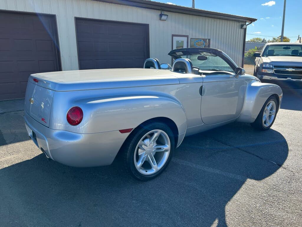 2004 Chevrolet SSR LS RWD for sale in Muncie, IN – photo 12