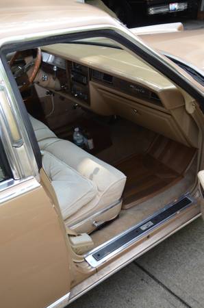 1979 Lincoln Town Car - cars & trucks - by owner - vehicle... for sale in Cincinnati, OH – photo 8