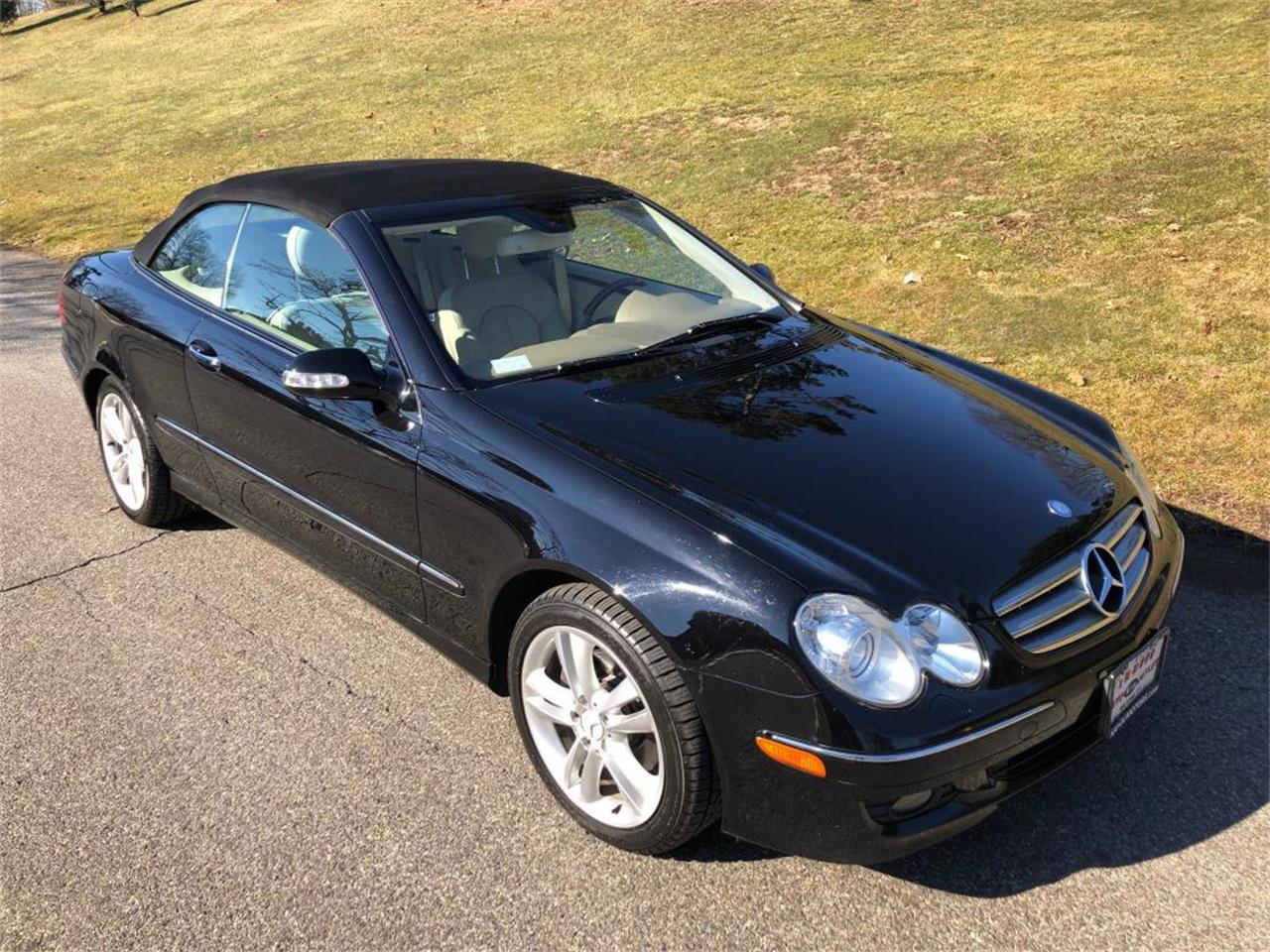 2007 Mercedes-Benz CLK350 for sale in Milford City, CT – photo 3