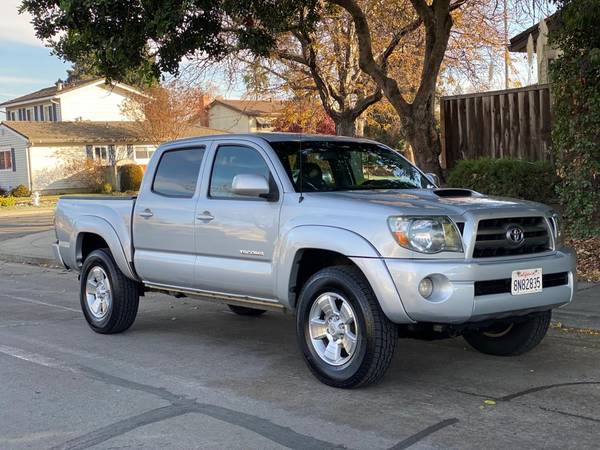 2010 Toyota Tacoma V6 Double Cab 4WD TRD package - Low miles - 1... for sale in Santa Clara, CA