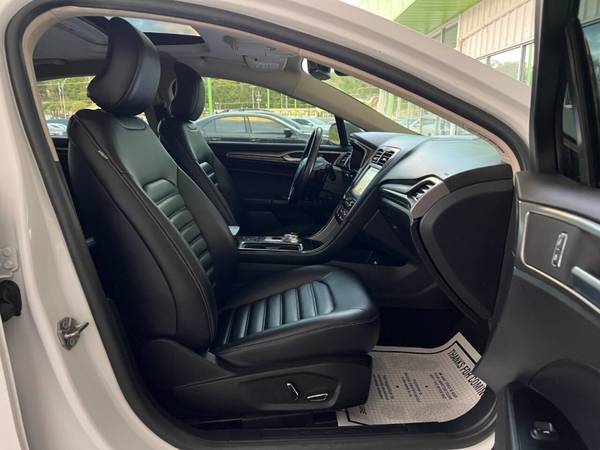 2019 Ford Fusion SEL 4dr Sedan 32, 565 Miles - - by for sale in Bellevue, NE – photo 17