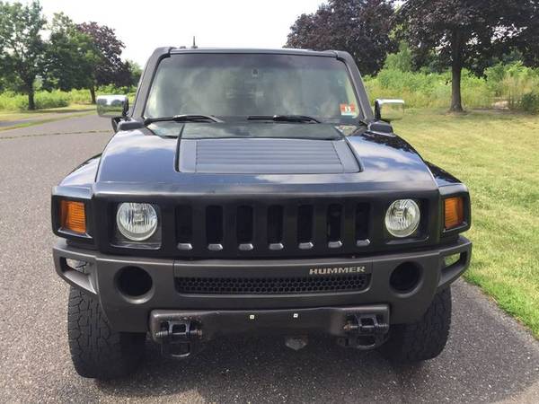 2006 Hummer H3---COME DRIVE IT--WE FINANCE EVERYONE for sale in burlington city, PA – photo 6