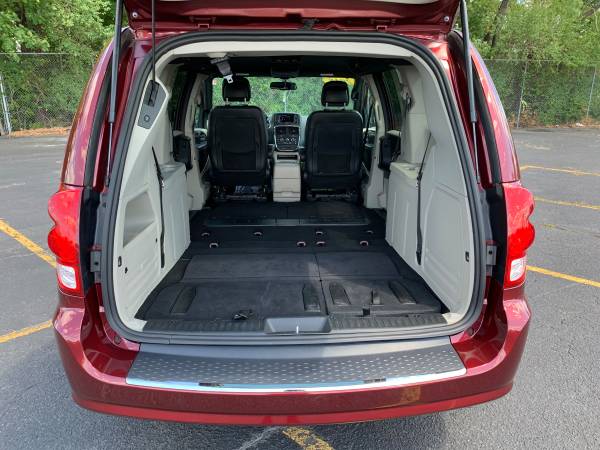 2018 DODGE GRAND CARAVAN SXT 1OWNER BACKUP CAM 3RD ROW STOW'N'GO SEATS for sale in Winchester, VA – photo 20