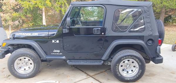 Jeep Wrangler X 2003 - cars & trucks - by owner - vehicle automotive... for sale in Mansfield, TX – photo 2