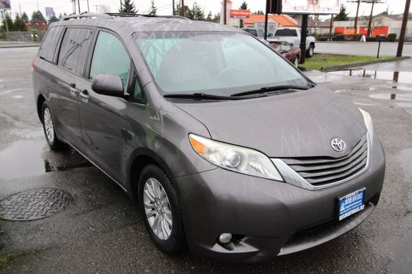 2011 TOYOTA SIENNA XLE 8-Passenger Call us at for sale in Everett, WA – photo 3