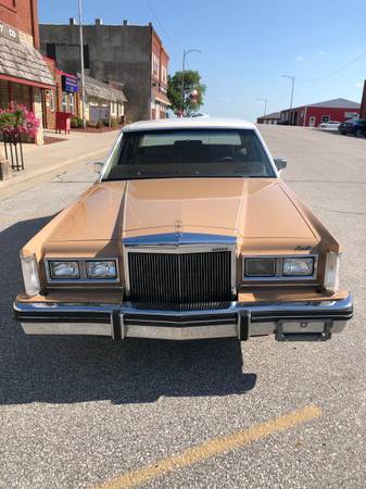 1983 Lincoln Town car - cars & trucks - by owner - vehicle... for sale in Bevington, IA – photo 20