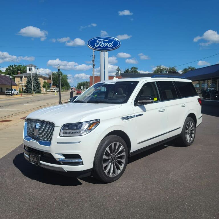 2020 Lincoln Navigator Reserve 4WD for sale in Princeton, WI – photo 2