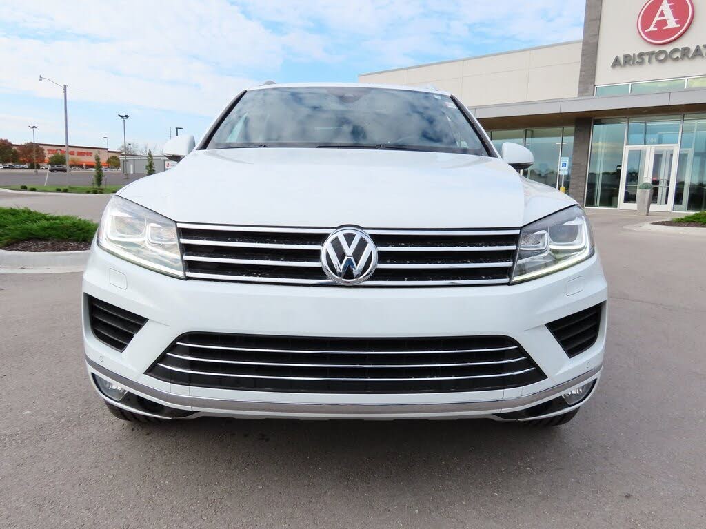 2017 Volkswagen Touareg AWD Wolfsburg Edition for sale in Lees Summit, MO – photo 2