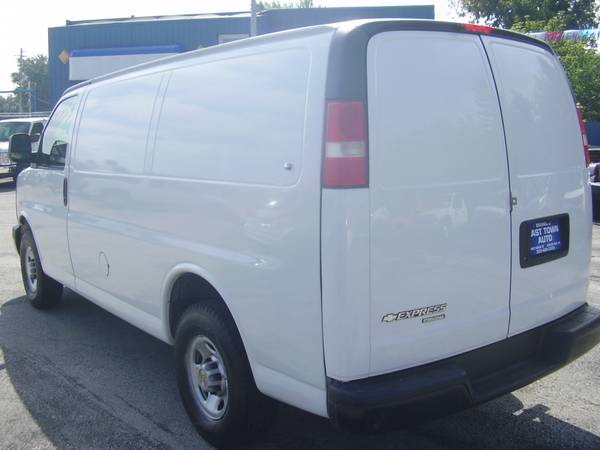 2013 CHEV EXPRESS 2500 for sale in Green Bay, WI – photo 13
