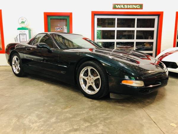 2001 Chevrolet Corvette, RARE Dark Bowling Green Metallic, ONLY 77k for sale in Seneca, GA