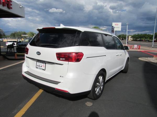 2020 Kia Sedona EX van Snow White Pearl - - by dealer for sale in Santa Fe, NM – photo 4