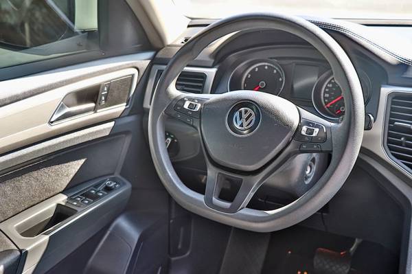 2018 *Volkswagen* *Atlas* *3.6L V6 Launch Edition 4MOTI for sale in Oak Forest, IL – photo 21