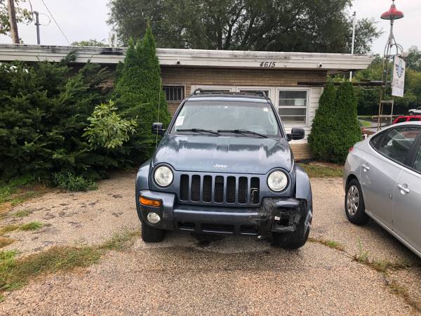 🛑2002 JEEP LIBERTY 4X4 RUNS GREAT🛑 for sale in Racine, WI – photo 2