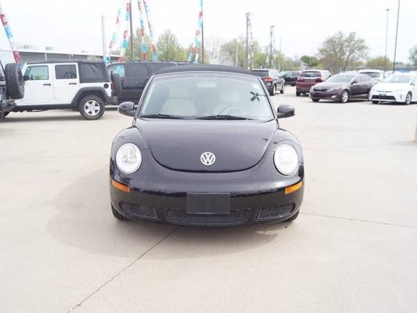 2010 Volkswagen VW New Beetle Convertib PZEV - - by for sale in Wichita, KS – photo 8