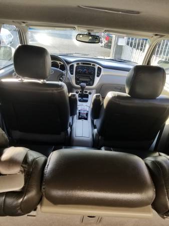 2006 Toyota Highlander Hybrid, 3rd Row Leather - - by for sale in Other, CA – photo 8