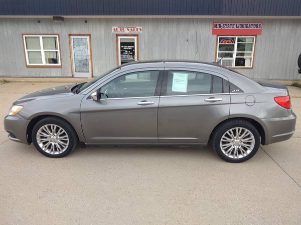 2012 CHRYSLER 200 LIMITED LEATHER , MOON for sale in freeland, MI – photo 2